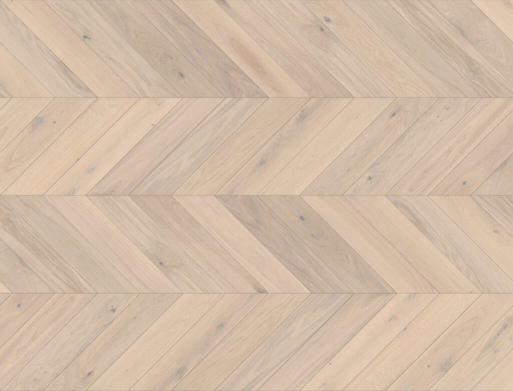 Ek Trivor Chevron 130